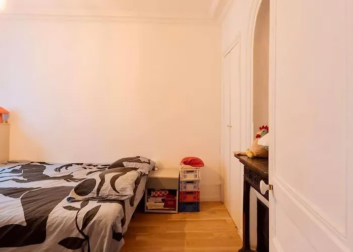 Διαμέρισμα Delight In Montmartre - A True Parisian Παρίσι
