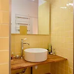 Bright Haven & Premium Comfort In Montmartre Париж